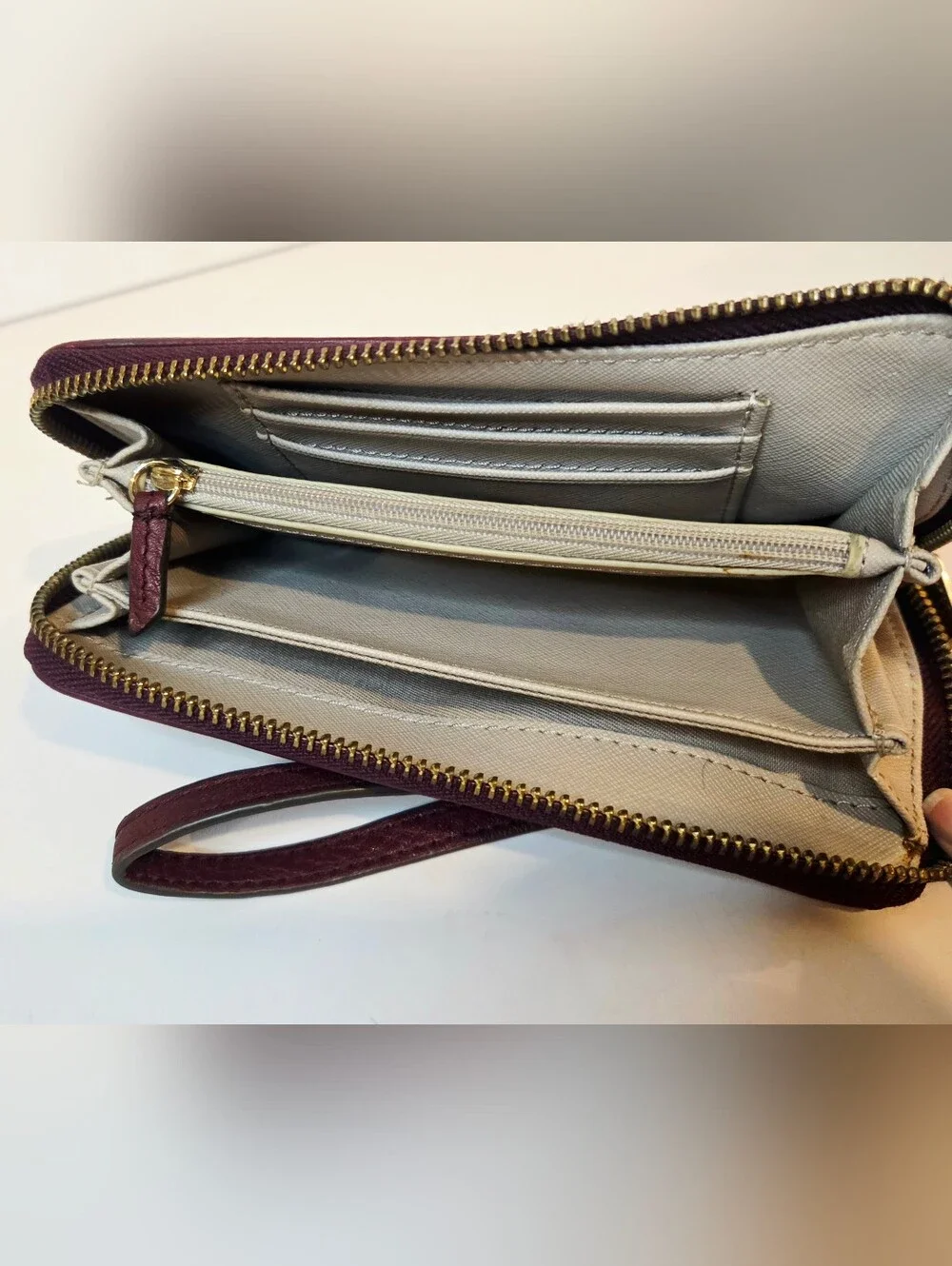 Fossil Wristlet Wallet Genuine Leather Pebbled Burgundy